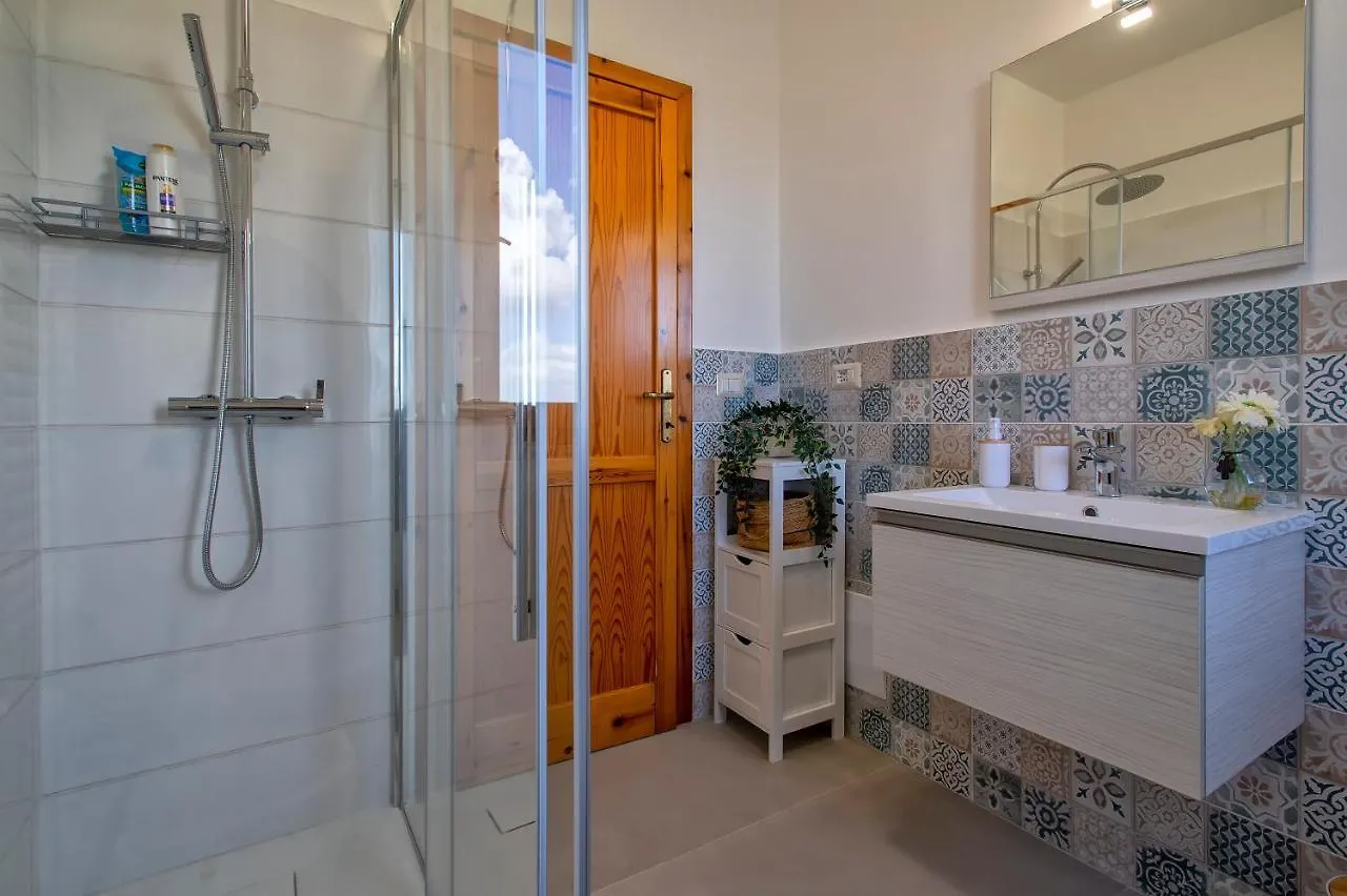 Casa Mirai: Posizione Strategica Con Posto Auto Apartment Alghero